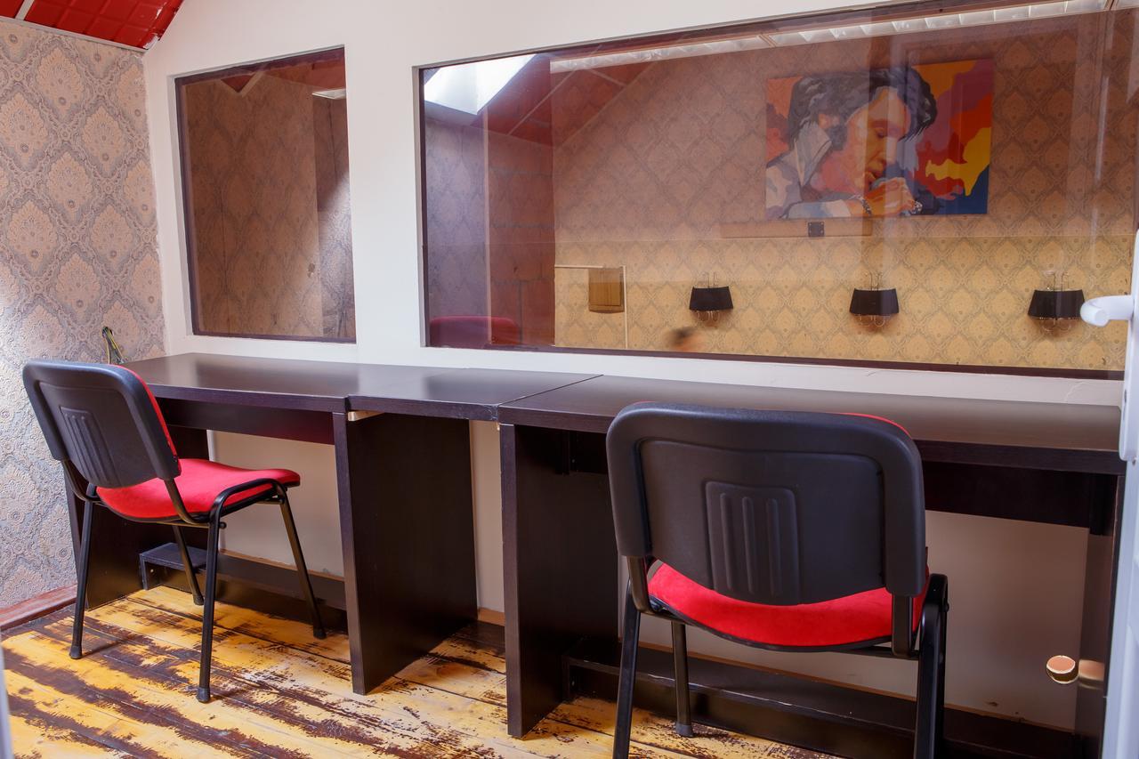Hotel North City Mitrovica Bagian luar foto